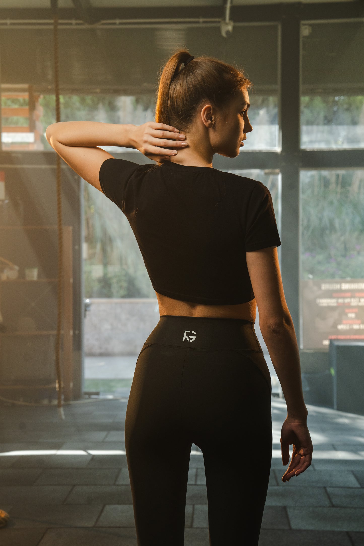 Grunt Crop - Black