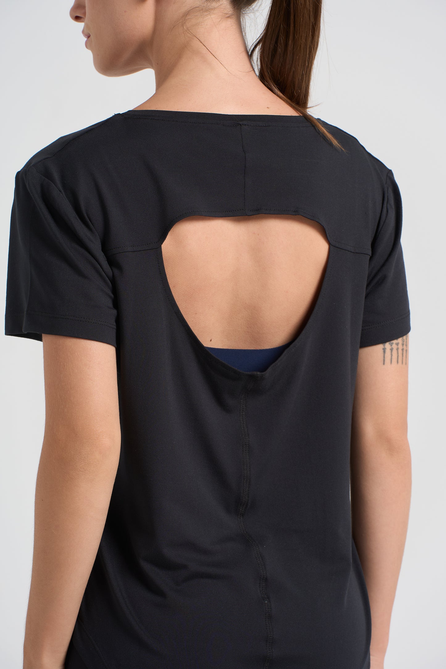 Surge Top - Black